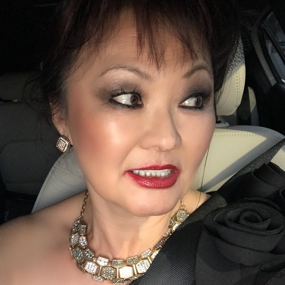 Meet your Posher, Leila - Picture 4 of 5